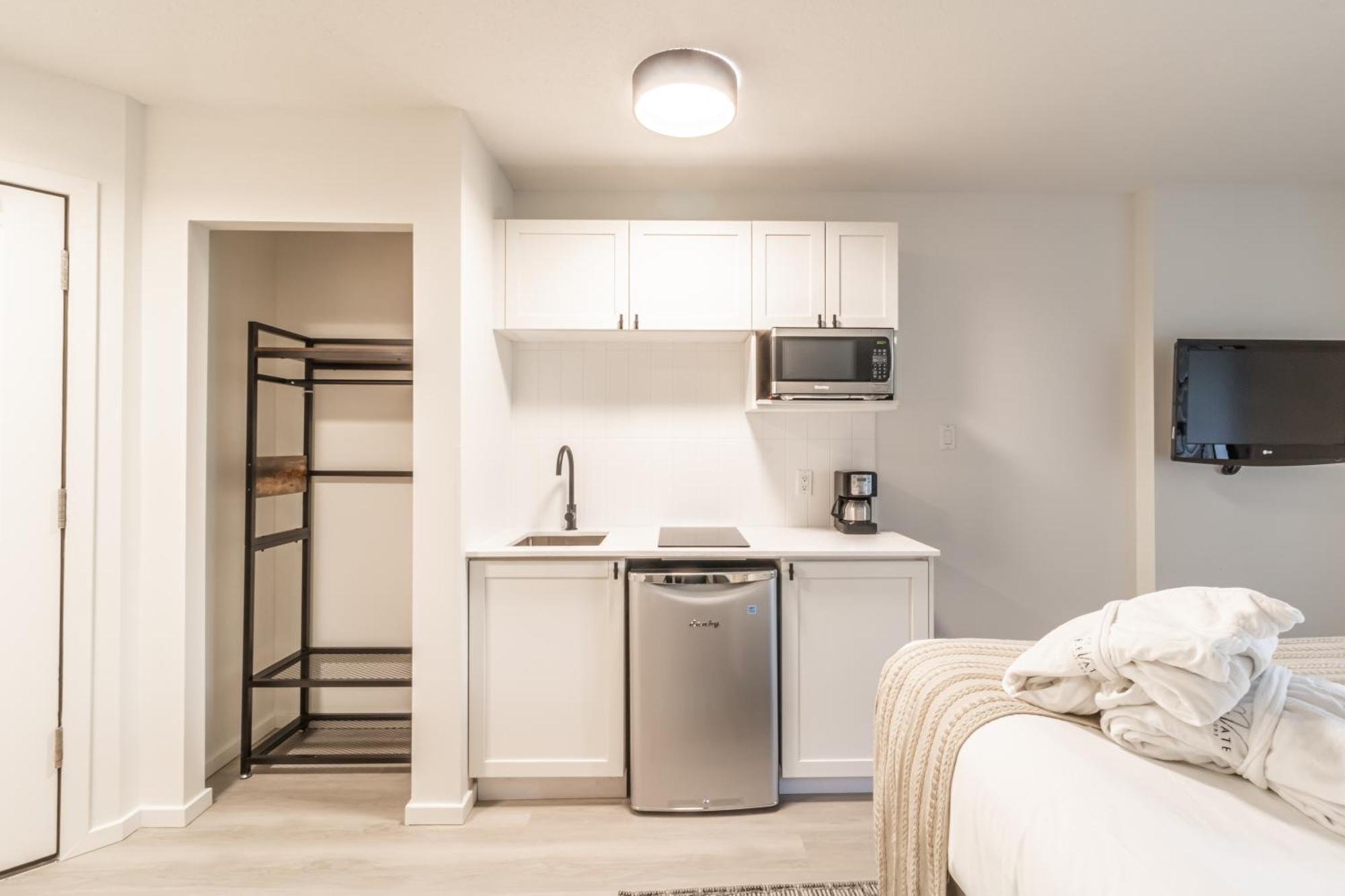Cascade Lodge By Elevate Vacations Whistler Luaran gambar