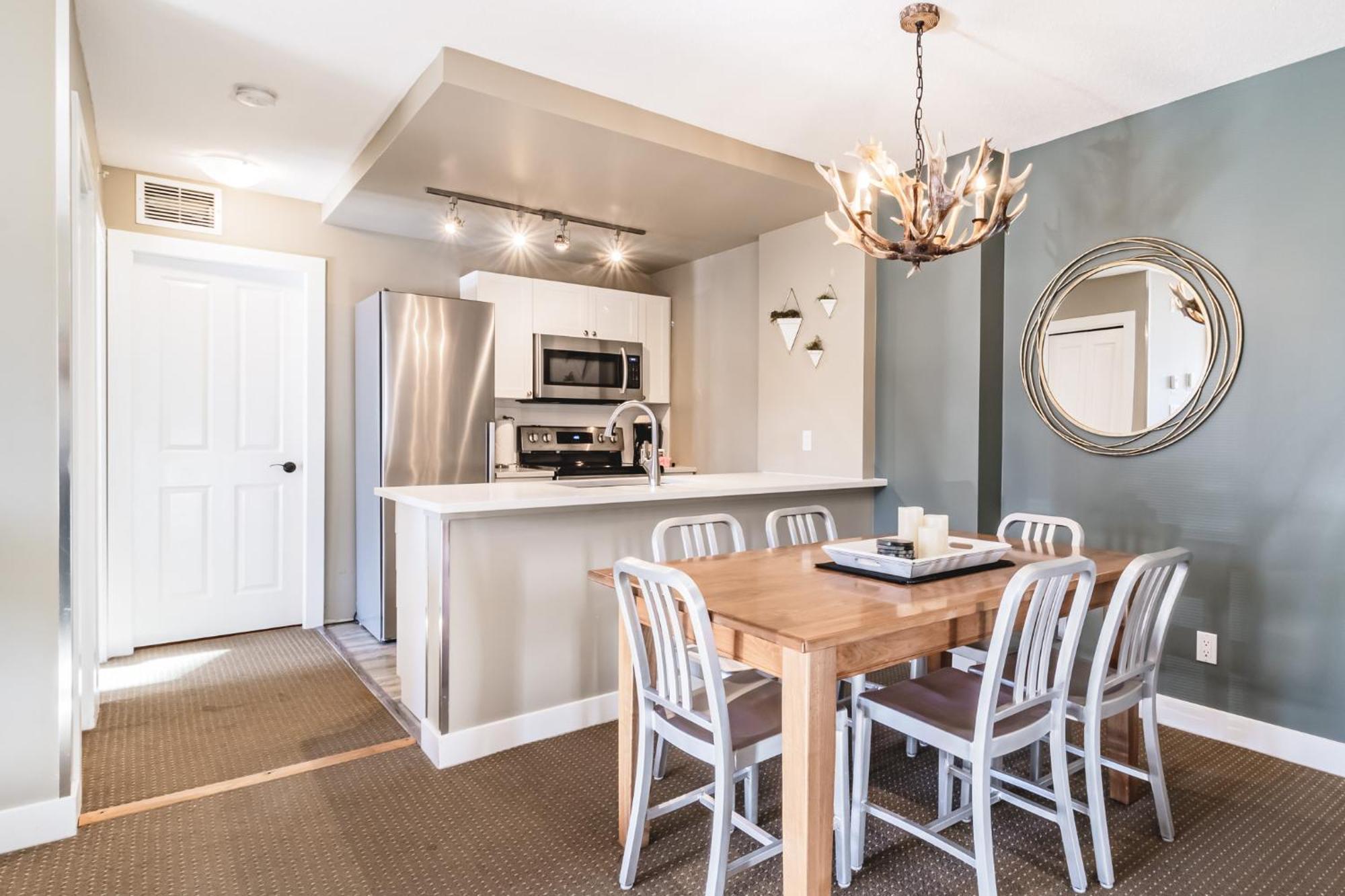 Cascade Lodge By Elevate Vacations Whistler Luaran gambar